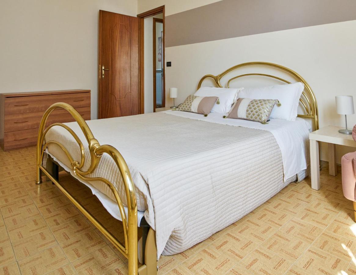 Cinzia'S Holiday Home Desenzano del Garda Exterior foto